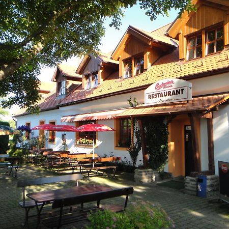 Pension & Restaurant U Konske Drahy Holkov Velešín Eksteriør bilde